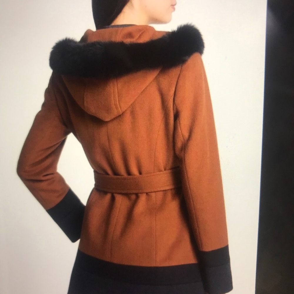 coat - Picture 2 of 14